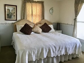 3 sovrum, strykjärn/strykbräda, internet och sängkläder