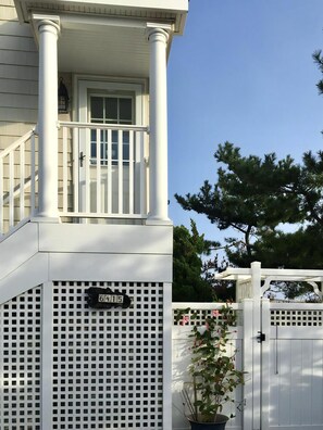 Exterior detail - Beachfront vacation rental on LBI (Brant Beach)