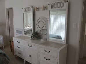 3 室のベッドルーム、アイロン / アイロン台、WiFi