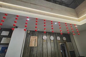 Unclassified image, 2 of 17, button - Xin'anjiang Hotel (Jiande)