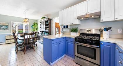 Amazing home in Surf City with 4 Bedrooms, Internet and WiFi