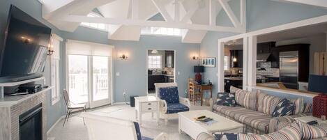 Smart TV, fireplace, DVD player