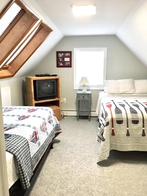 4 chambres, fer et planche à repasser, Wi-Fi gratuit