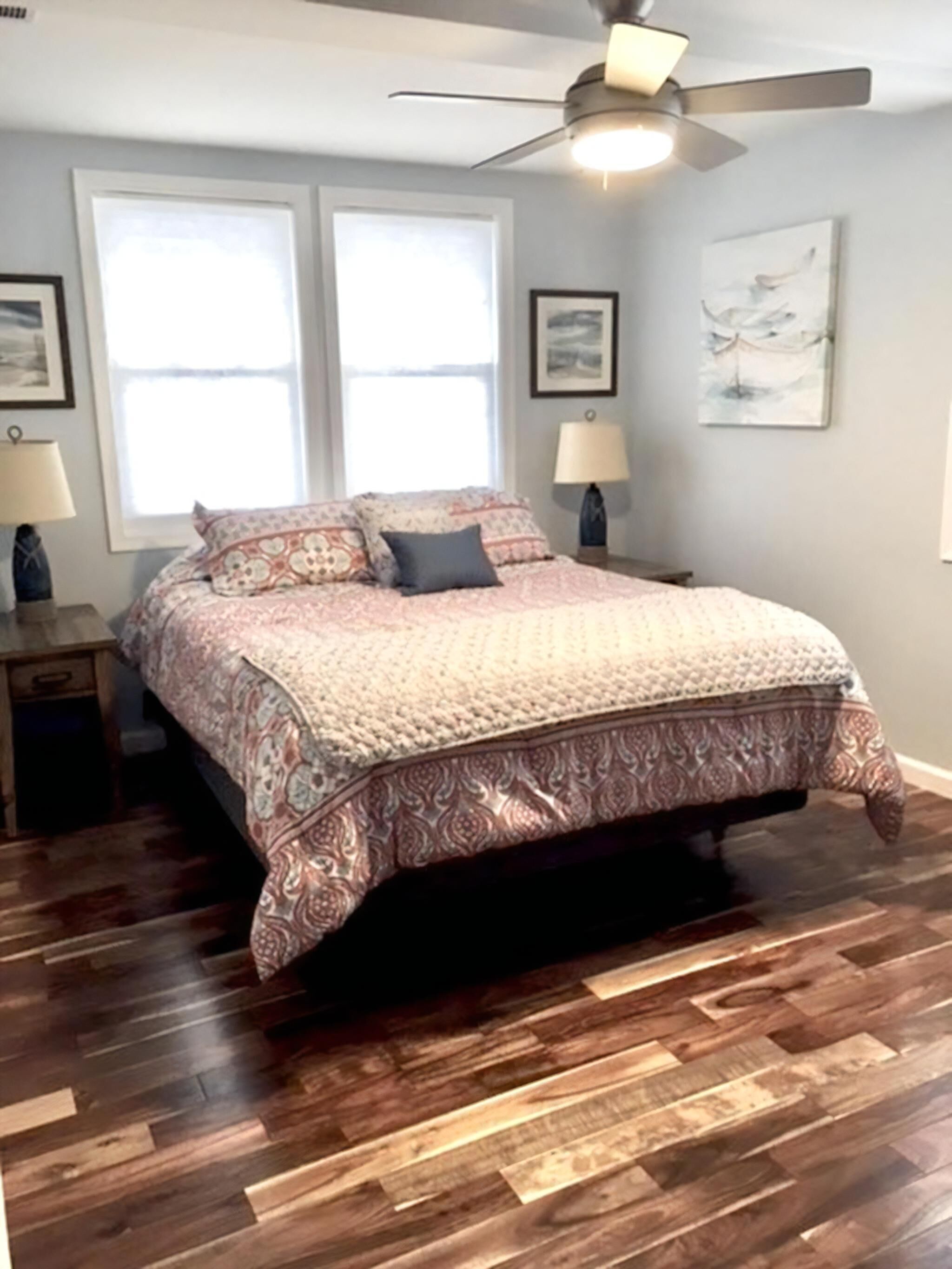 4 habitaciones, tabla de planchar con plancha y wifi gratis 