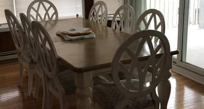 Amazing home in Barnegat Light with 5 Bedrooms and WiFi