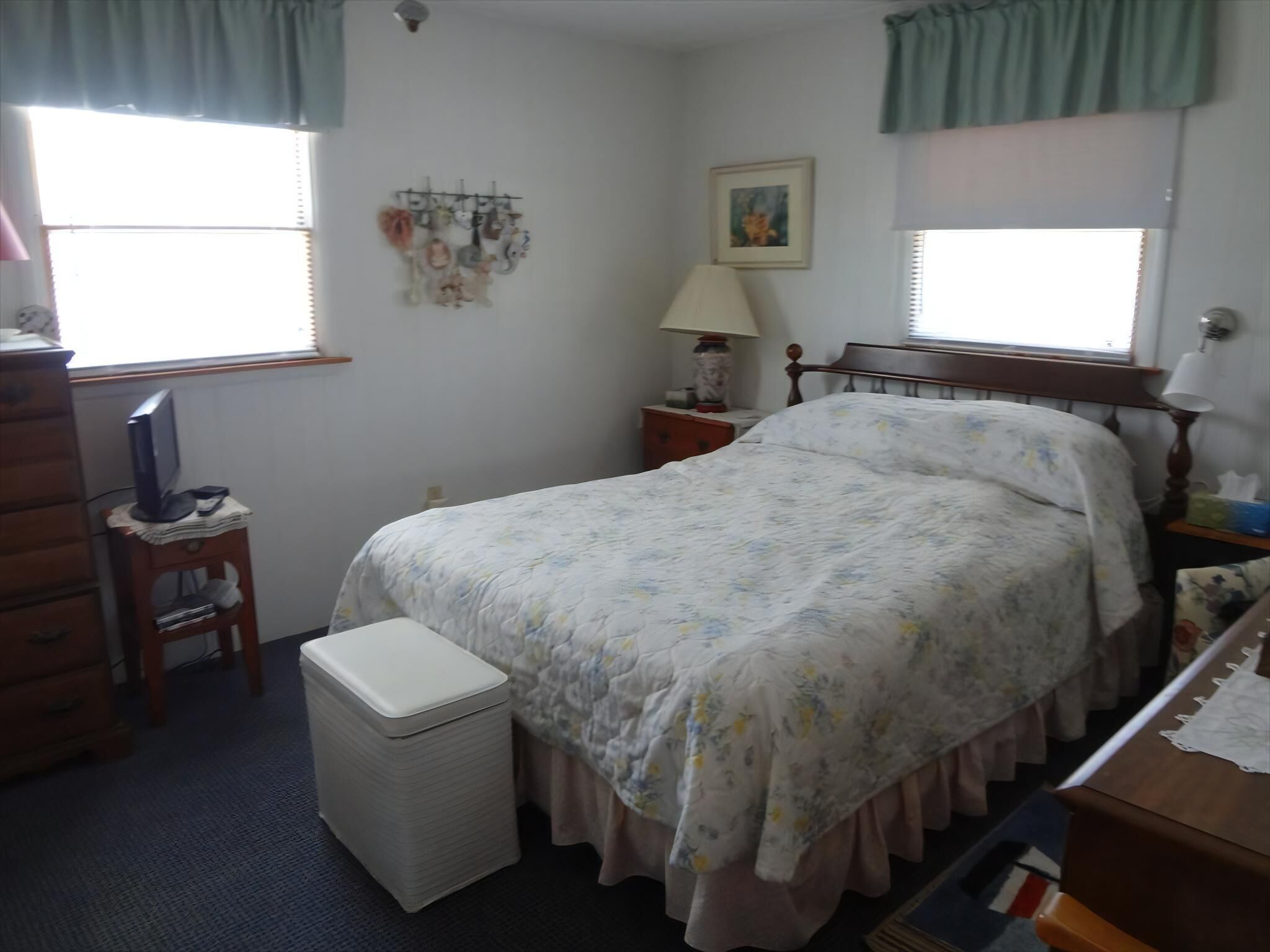 3 bedrooms, iron/ironing board, free WiFi