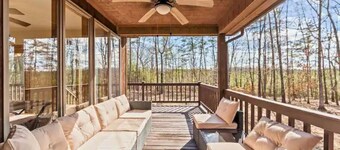 10 Acre Wilderness Paradise!