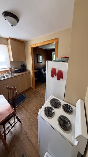 Uklassifisert bilde, 2 av 8, knapp