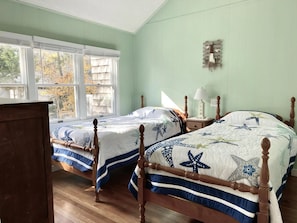 4 habitaciones, tabla de planchar con plancha y wifi gratis