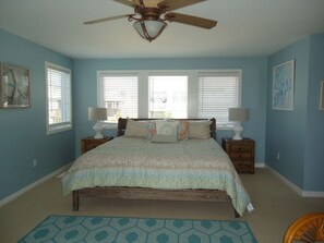 8 Schlafzimmer, Bügeleisen/Bügelbrett, kostenloses WLAN