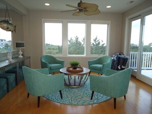 TV connectée, table de tennis de table