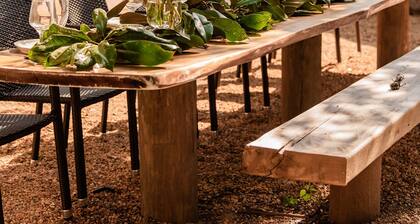 Island Waterfront Estate, Sunsets, boat basin, Close Beaches, Sleeps12, dogs OK