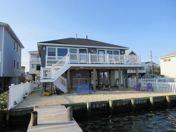 Exterior - 2 bedroom bay front on Cedar Bonnet Island (Cedar Bonnet Island)