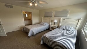 5 bedrooms, iron/ironing board, WiFi (free) - Large Contemporary Ocean Block Home (Loveladies)