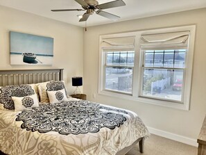 4 slaapkamers, een strijkplank/strijkijzer, gratis wifi