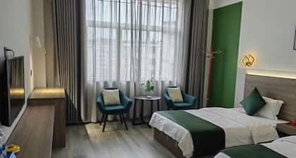 Pu'er Kunman Hotel