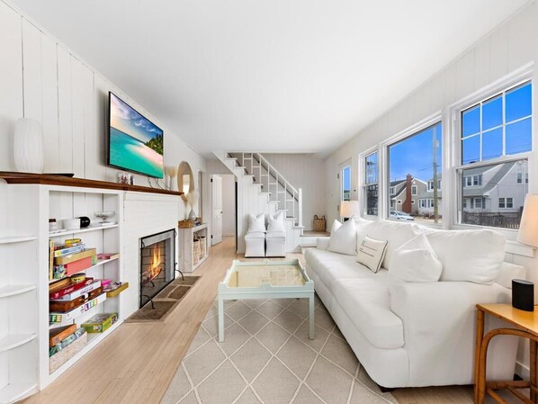 Smart TV, fireplace, video games - LBI vacation rental with pool (The Dunes)