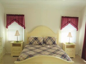 6 chambres, fer et planche à repasser, Wi-Fi