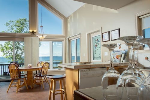 Victorian ocean front cottage on the shores of the highest tides in the world.