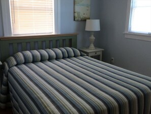 2 soverom, strykejern/-brett og wi-fi (inkludert)