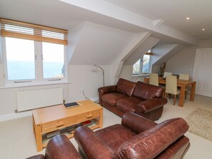 Living area - Springside (Barnstaple)