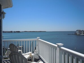 Property grounds - 4 bedroom accommodation in Ship Bottom (Ship Bottom)