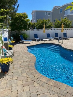 Beheizter Pool