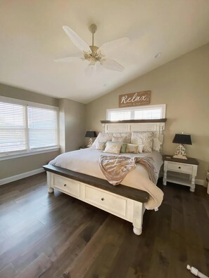 4 habitaciones, tabla de planchar con plancha y wifi gratis 