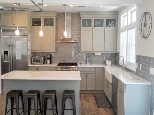 Ocean Block with Pool in Brant Beach!