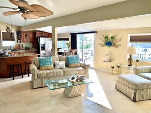 TV, DVD player - Rental available for your vacation pleasure. All the comforts you could imagine. Great location! (Manahawkin)