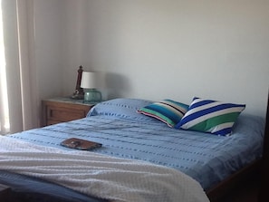 3 habitaciones, tabla de planchar con plancha y wifi gratis 