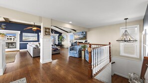 Smart TV - Nice home in Ship Bottom with 3 Bedrooms, Private swimming pool and WiFi (Ship Bottom)
