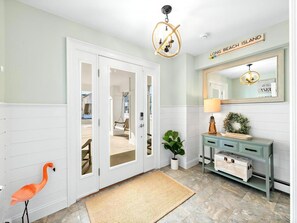 Interior - Nice home in Ship Bottom with 3 Bedrooms, Private swimming pool and WiFi (Ship Bottom)