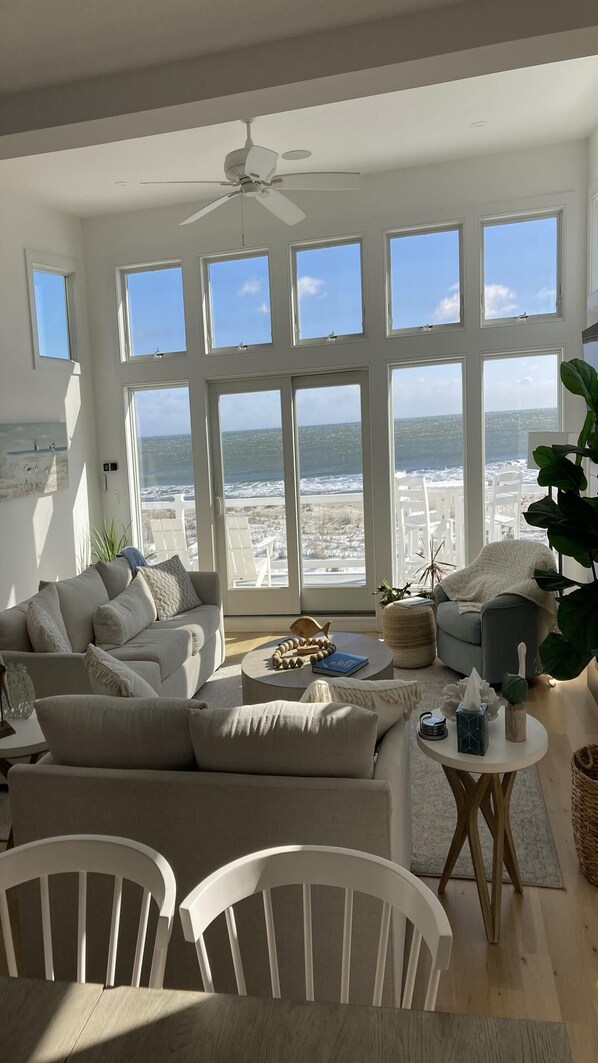 Unclassified image, 1 of 10, button