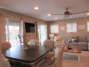 Smart TV, DVD player - Close walk to the beach, the perfect home for a single family. (Harvey Cedars)