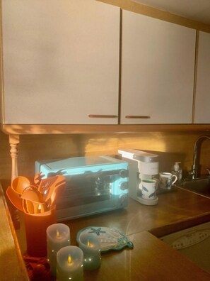 Kühlschrank, Ofen, Herdplatte, Geschirrspüler