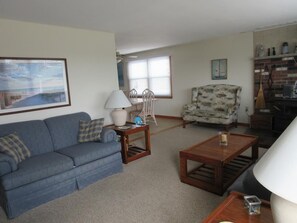 Smart TV, DVD player