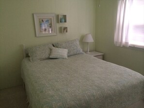 3 Schlafzimmer, Bügeleisen/Bügelbrett