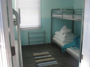 2 Schlafzimmer, Bügeleisen/Bügelbrett, kostenloses WLAN