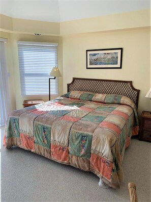5 bedrooms, iron/ironing board, free WiFi