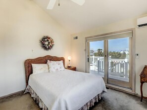 3 bedrooms, iron/ironing board, free WiFi