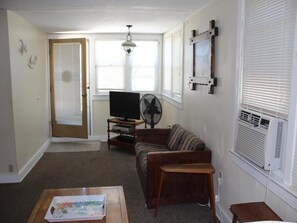 Smart TV - 4 bedroom accommodation in Beach Haven Terrace (Beach Haven Terrace)