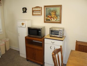 Interior - 4 bedroom accommodation in Beach Haven Terrace (Beach Haven Terrace)