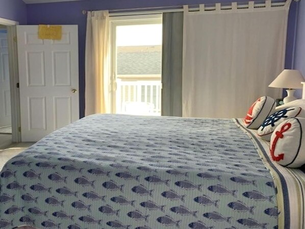 4 bedrooms, iron/ironing board, free WiFi