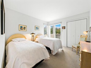 6 makuuhuonetta, silitysrauta/-lauta, ilmainen Wi-Fi