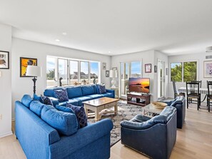 Fernseher, DVD-Player