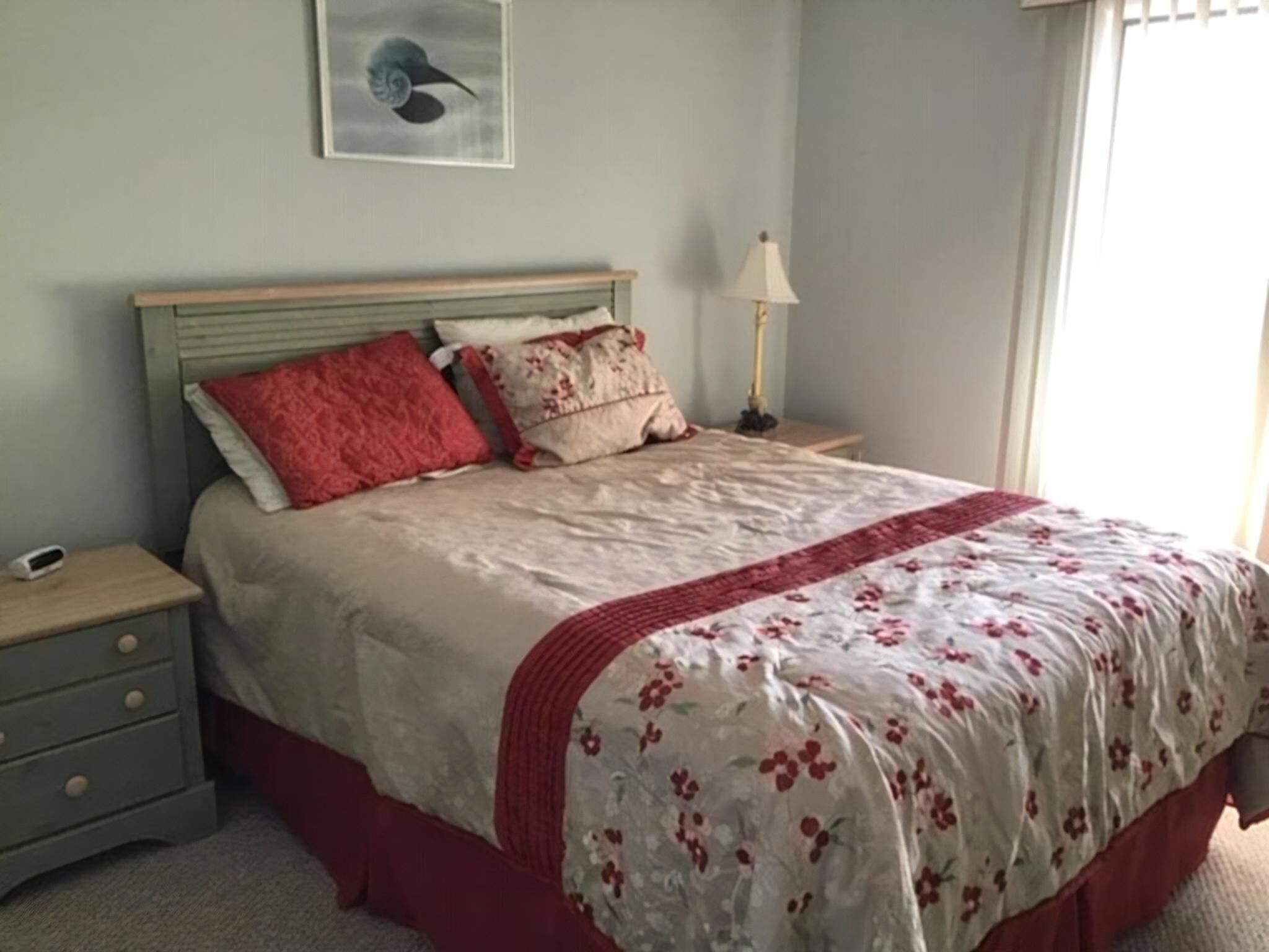 4 habitaciones, tabla de planchar con plancha y wifi gratis 