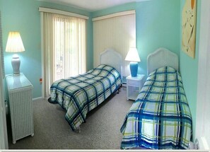 4 chambres, fer et planche à repasser, Wi-Fi