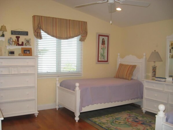 7 bedrooms, iron/ironing board, internet