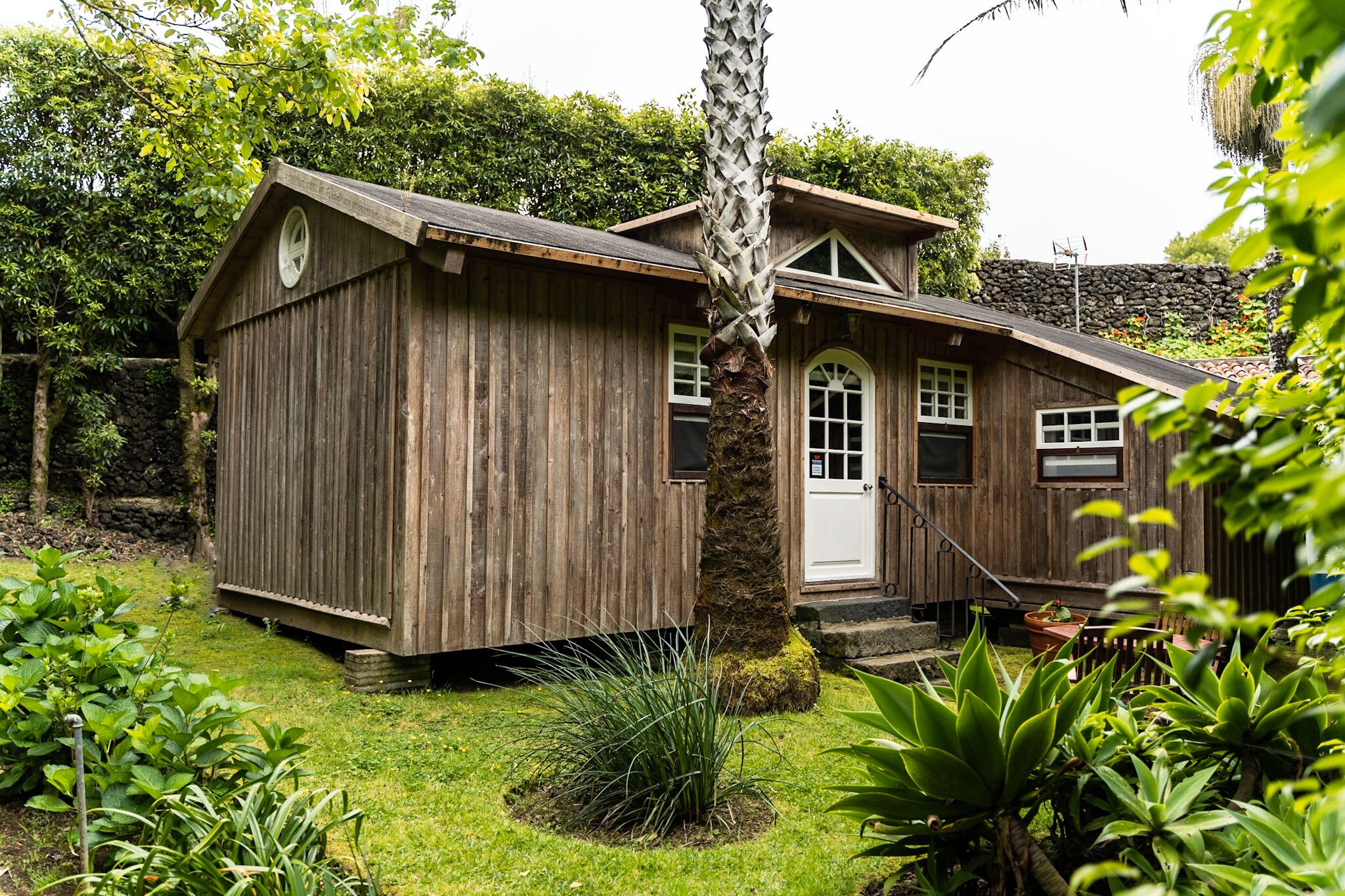 Romantic Cottage, Air conditioning, Garden View | Exterior